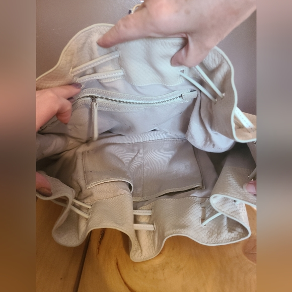 Halston purse - Picture 4 of 4